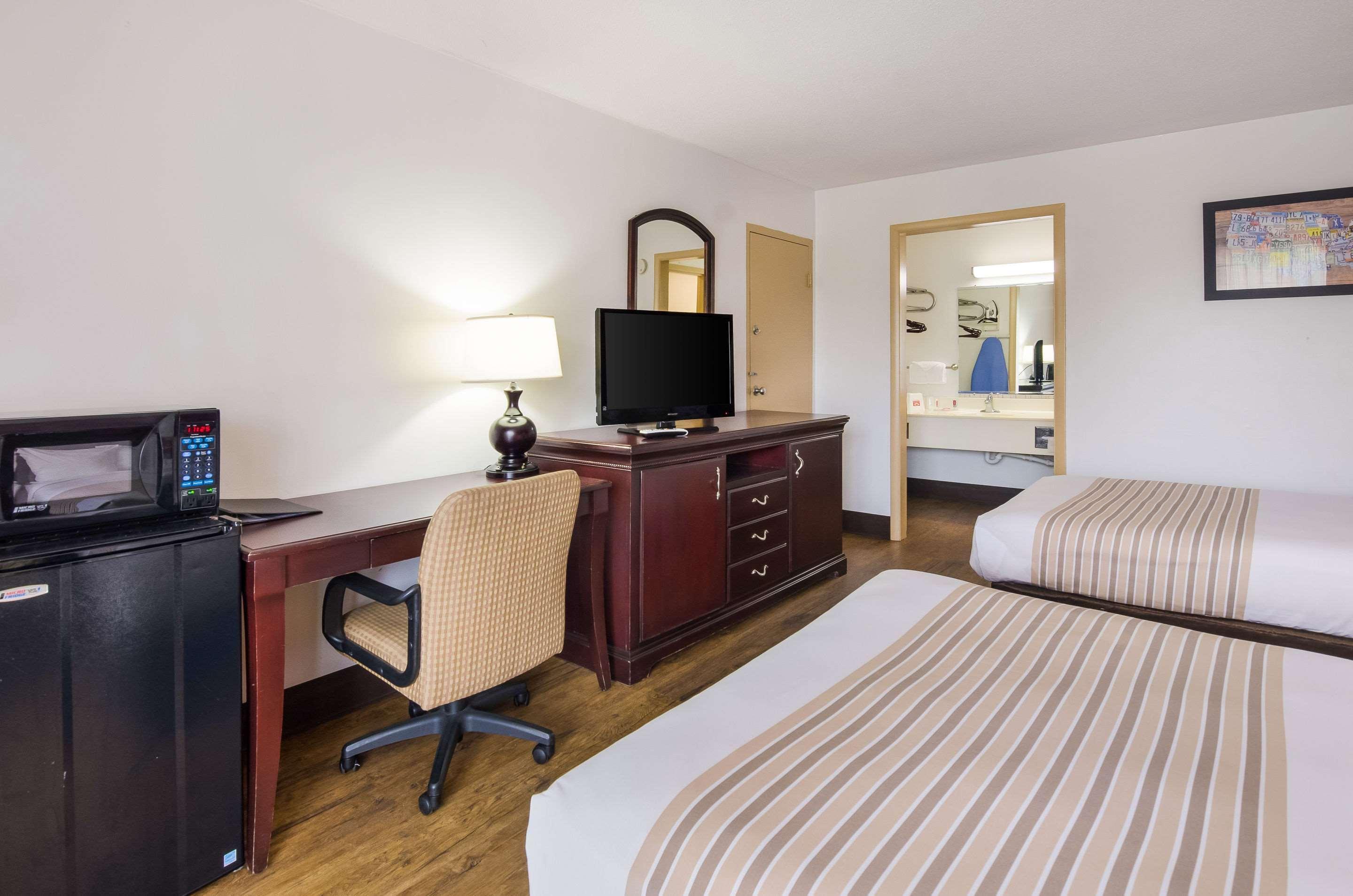 Econo Lodge Marion I-81 Zewnętrze zdjęcie