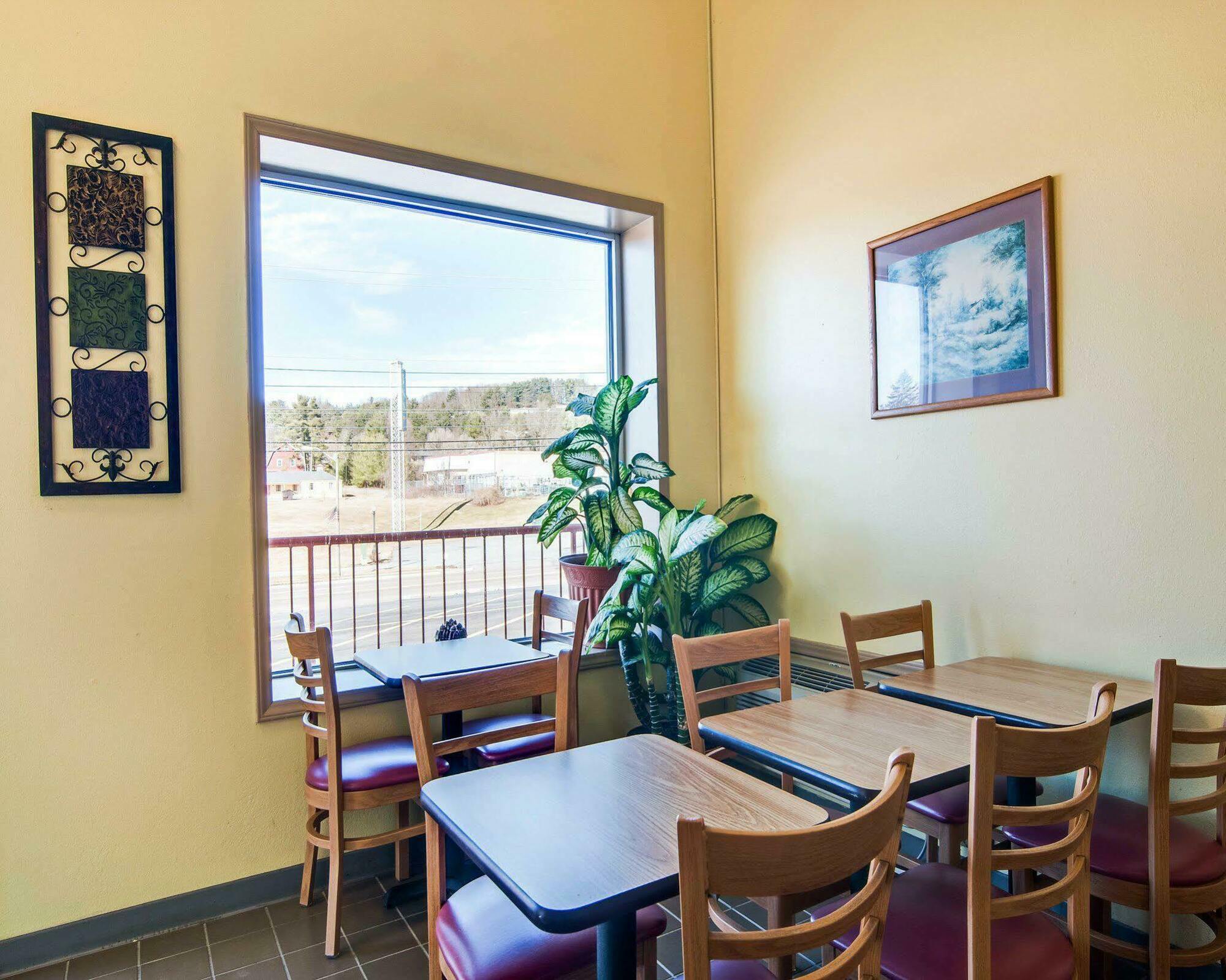 Econo Lodge Marion I-81 Zewnętrze zdjęcie