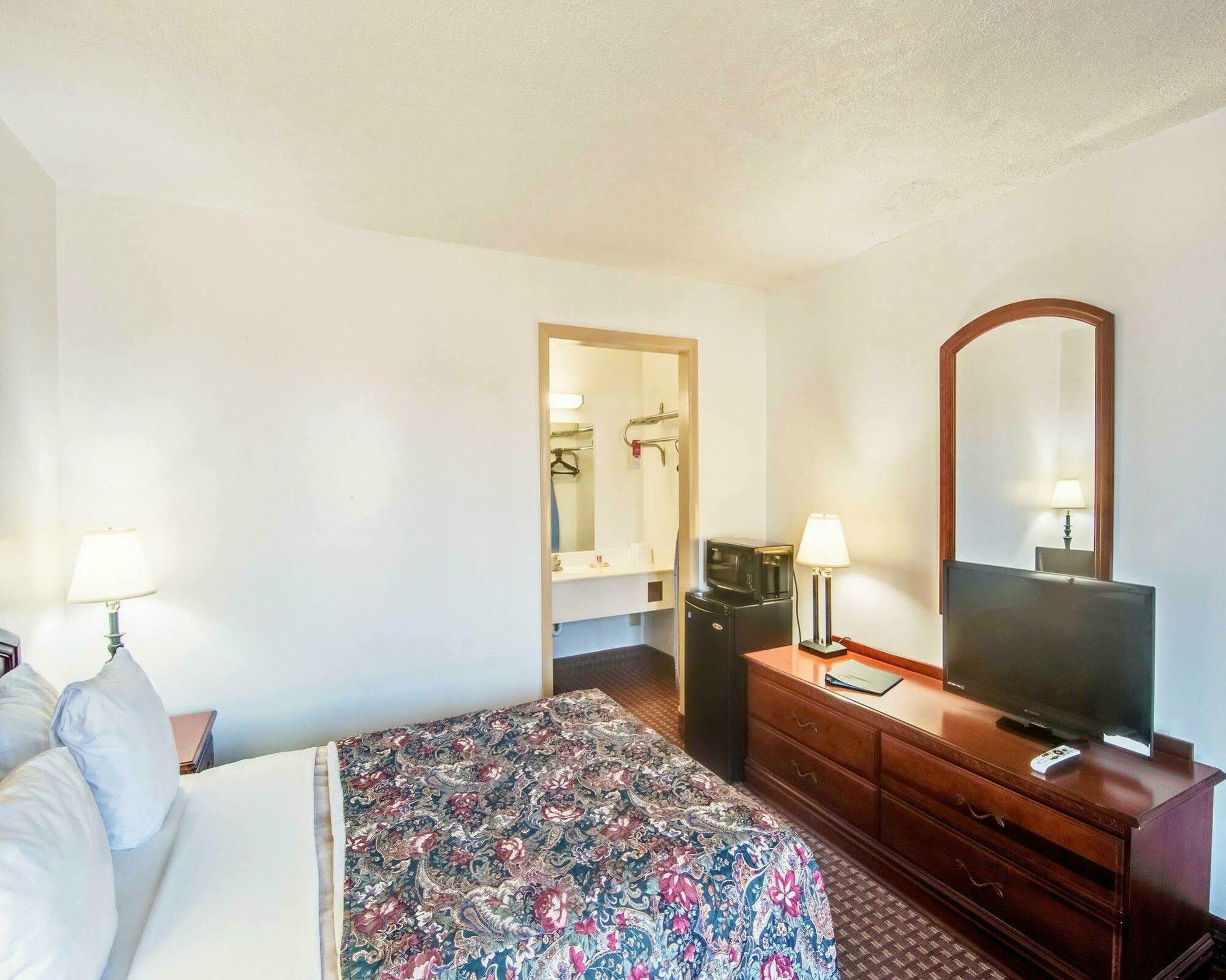 Econo Lodge Marion I-81 Zewnętrze zdjęcie