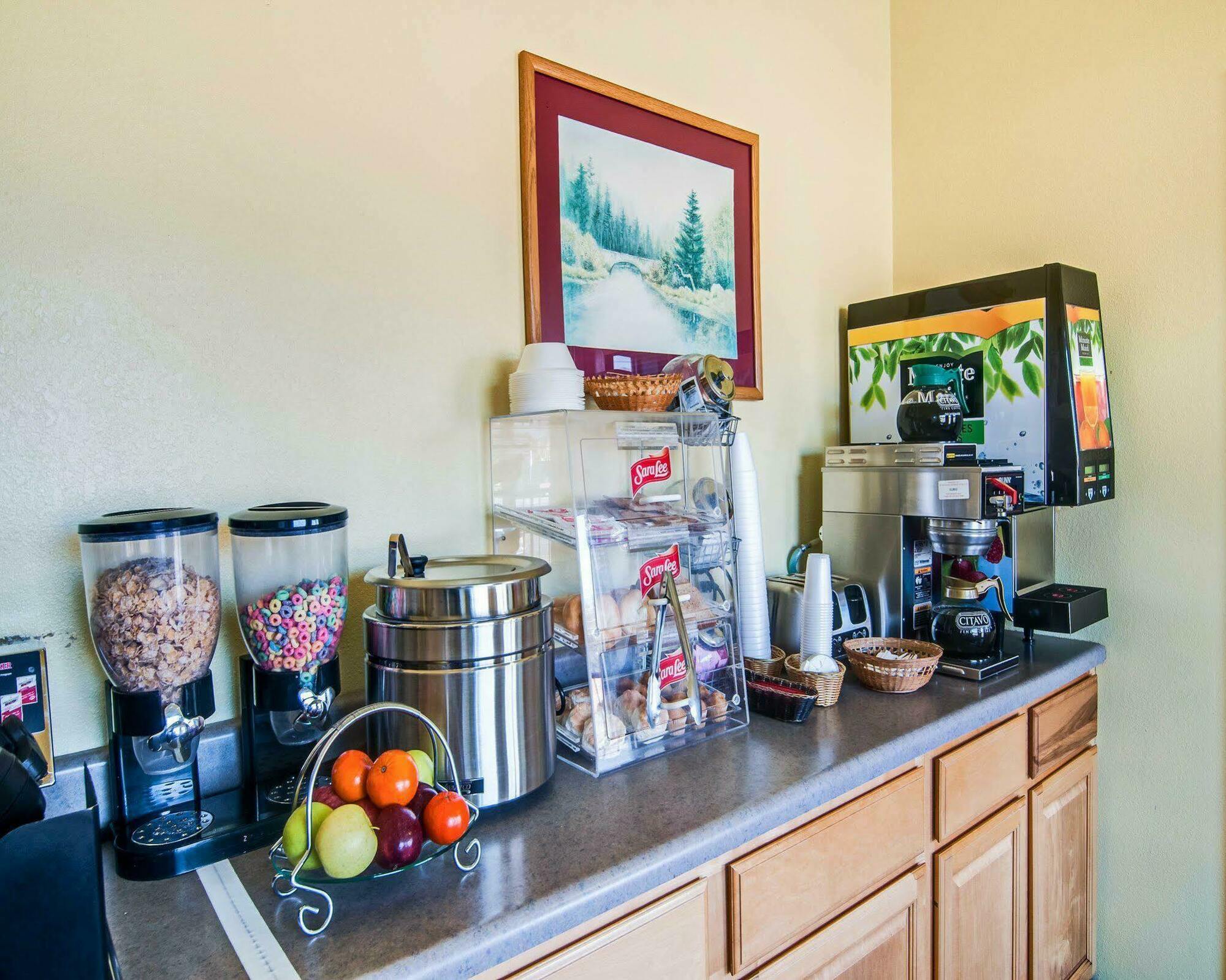 Econo Lodge Marion I-81 Zewnętrze zdjęcie